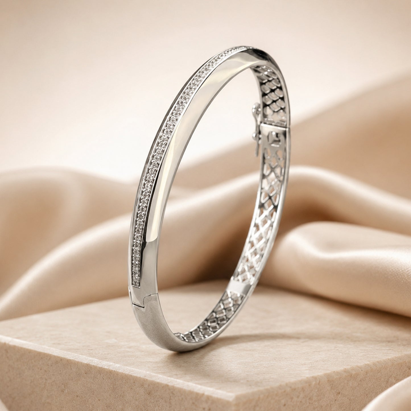 Luminous Edge Kada