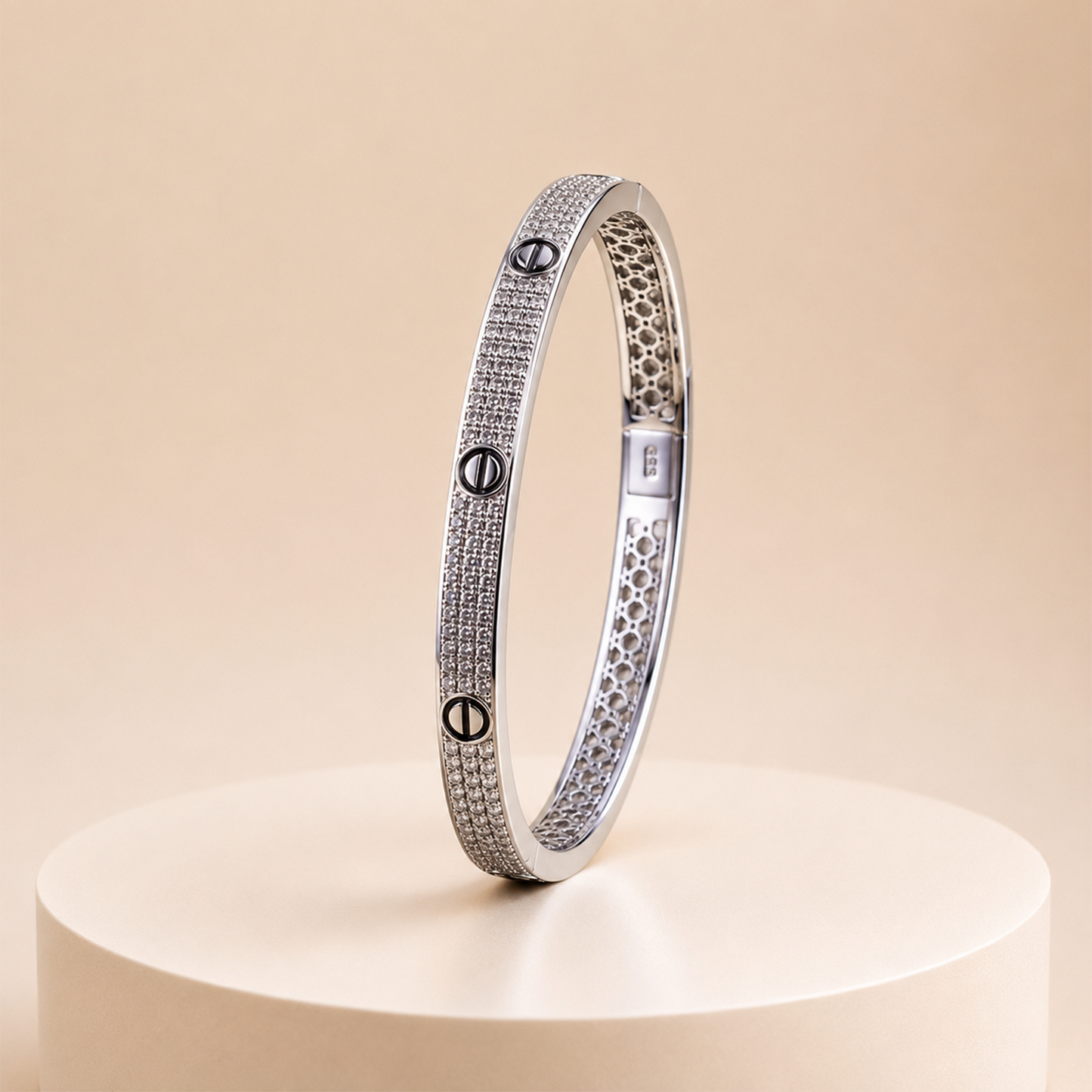Luxe Pave Screw Kada