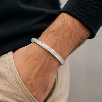 Luminous Edge Kada