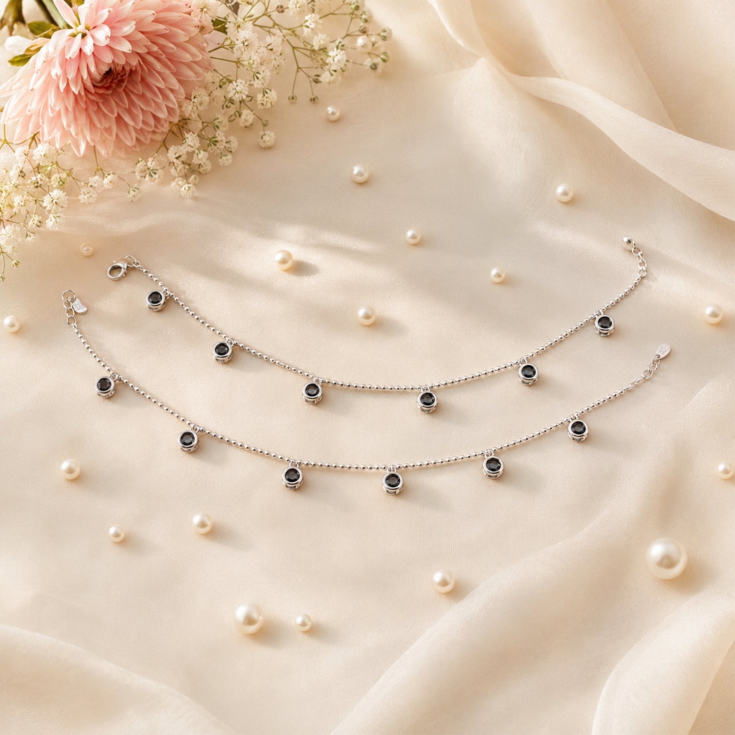 Eclipse Charm Italian Anklet