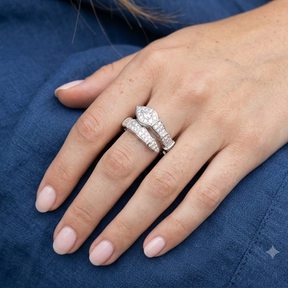 Serpenti Pave Snake Ring