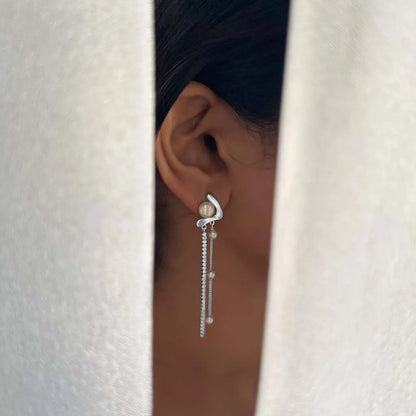 Silver Graceful Pearl Flow Earrings