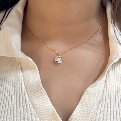 Rose Gold Shimmering MOP Necklace with Link Chain