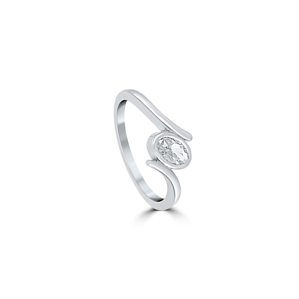 Silver Glistening Gem Ring