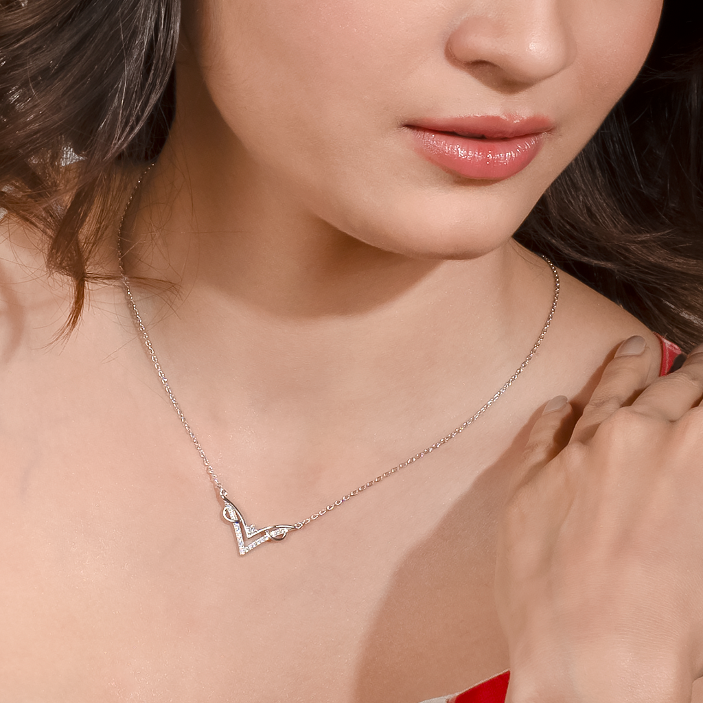 Silver V-Shaped Sparkle Pendant with Link chain