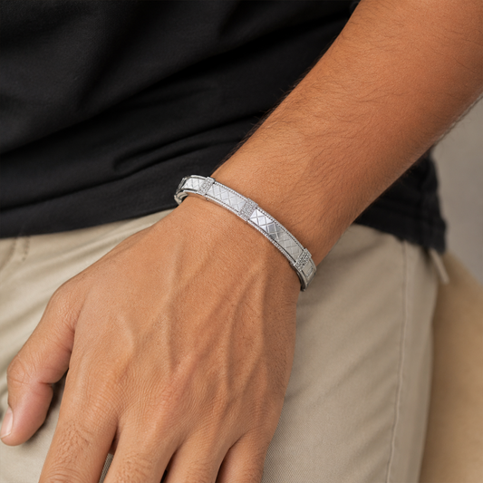 Silver Diamond Grid Kada