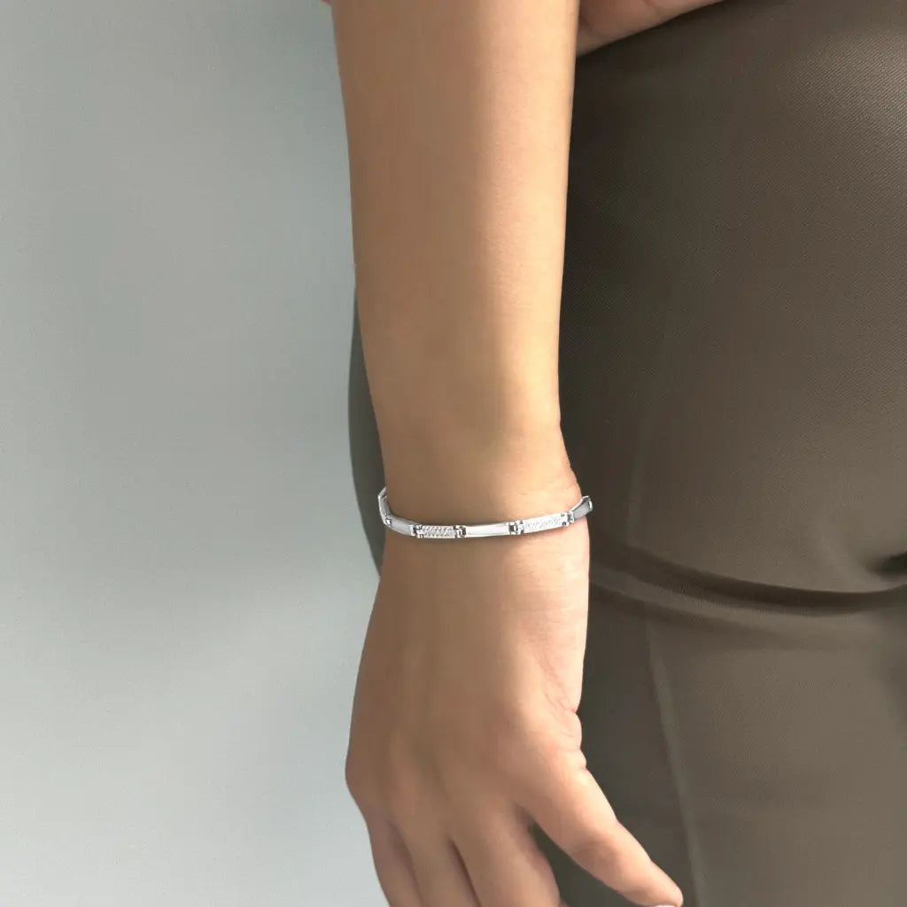 Silver Luminous Link Bracelet