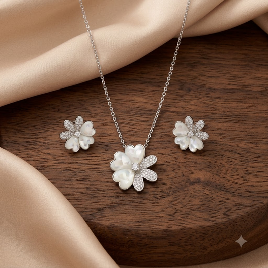 Silver Floral Bloom Pendant Set