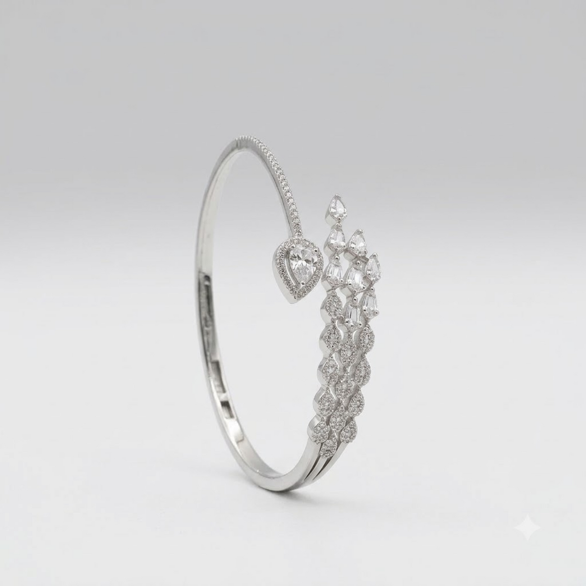 Silver Heart Cluster Adjustable Kada