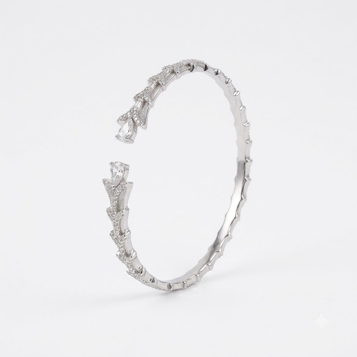 Silver Geometric Leaf Link Adjustable Kada