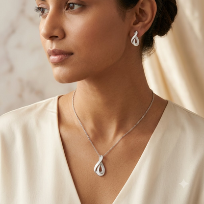 Silver Curved Teardrop Pendant Set