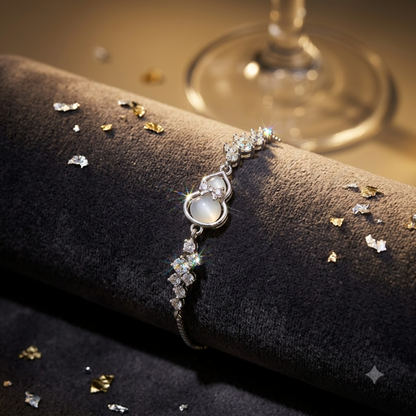 Crystal Round Halo Adjustable Bracelet