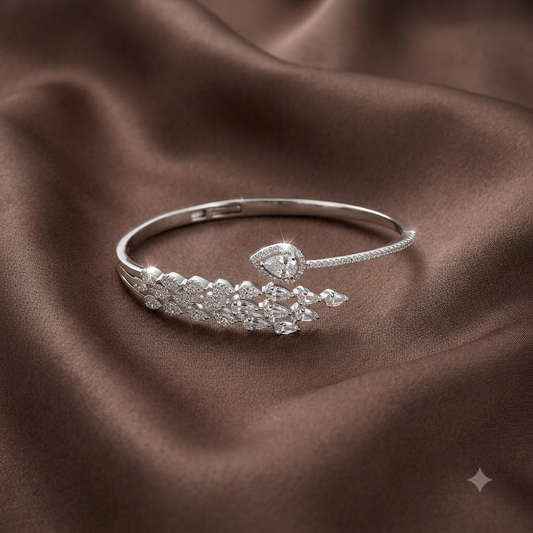Silver Heart Cluster Adjustable Kada