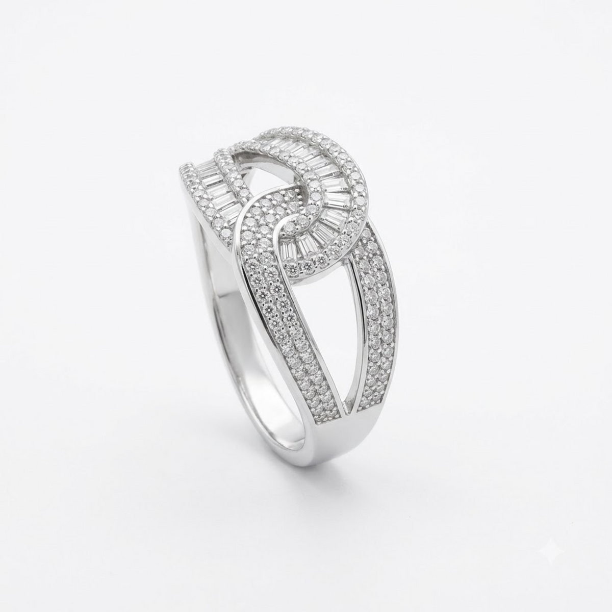 Silver Intertwined Luxe Ring