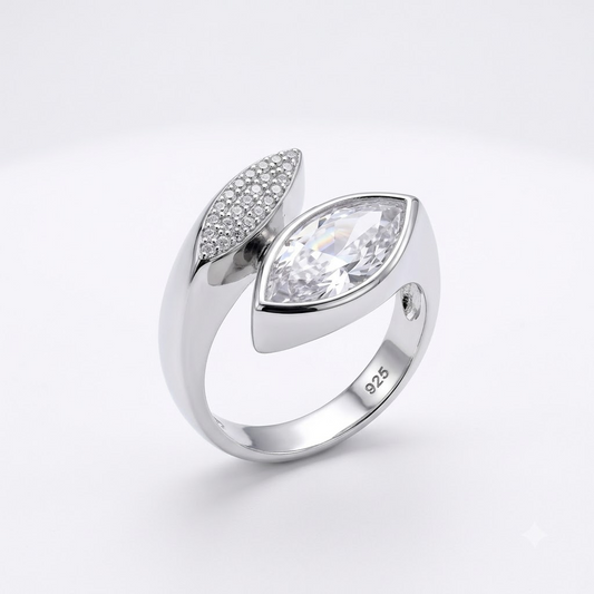 Teardrop Side-Cluster Ring