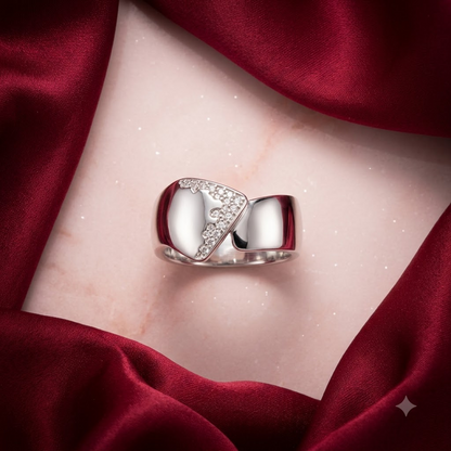 Curved Geometric Shield Ring