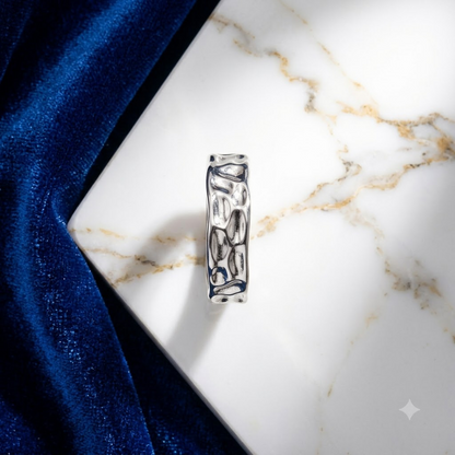 Hammered Metallic Band