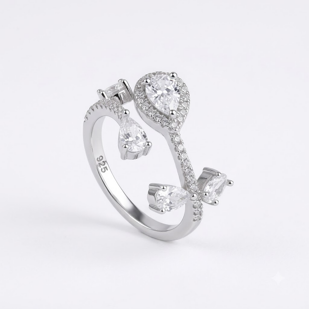 Blossom Key Motif Ring