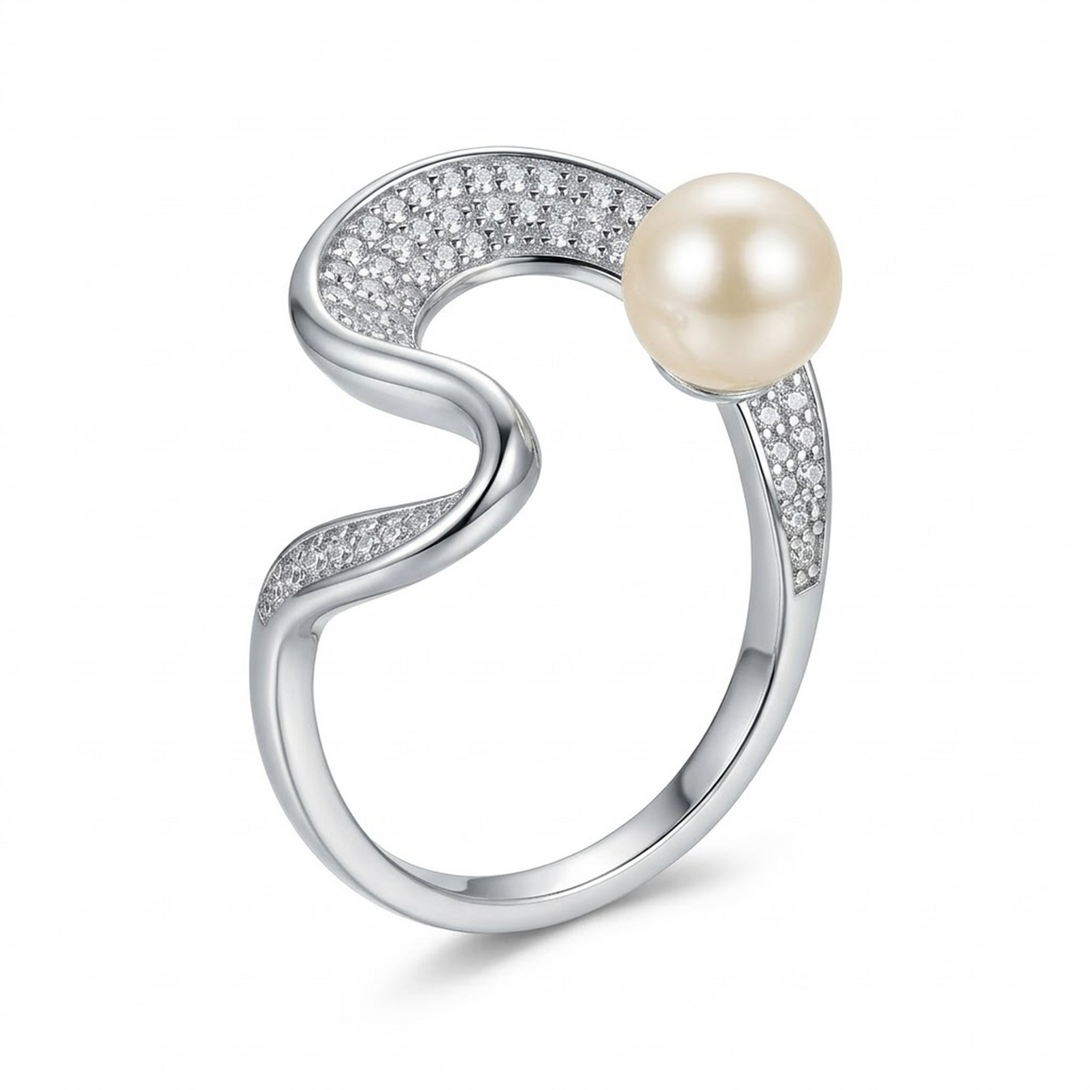 Twisted Luxe Diamond Band Ring