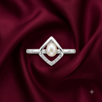 Geometric Open-Frame Pearl Ring