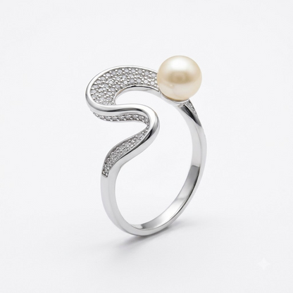 Twisted Luxe Diamond Band Ring