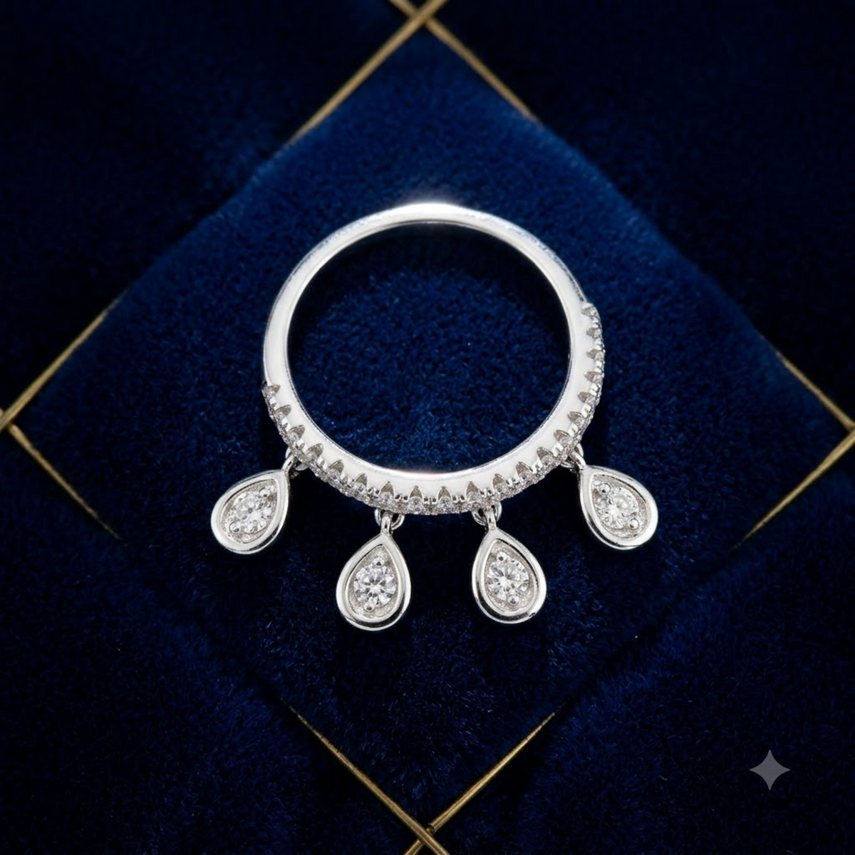 Pear Dangle Charm Band