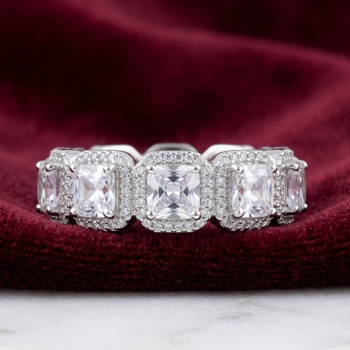 Royal Elegance Diamond Ring
